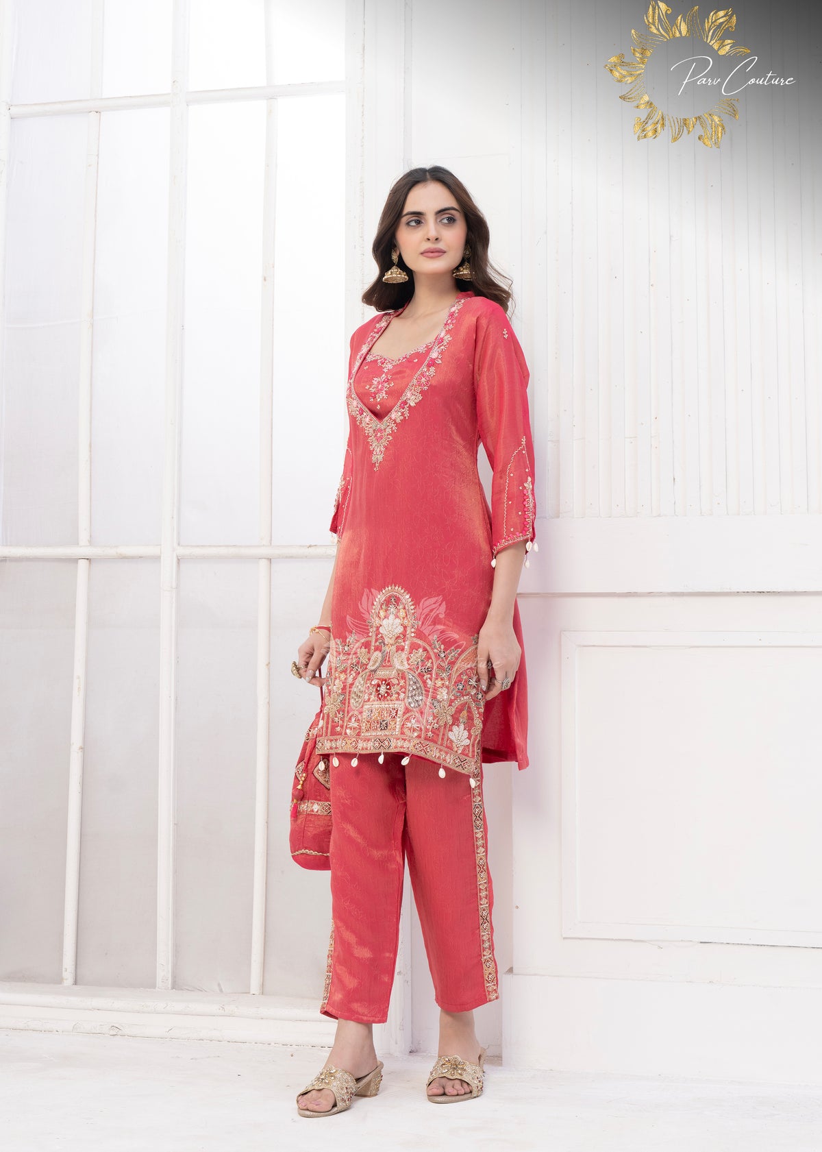 Coral Royale – Embroidered Kurta Pant Set